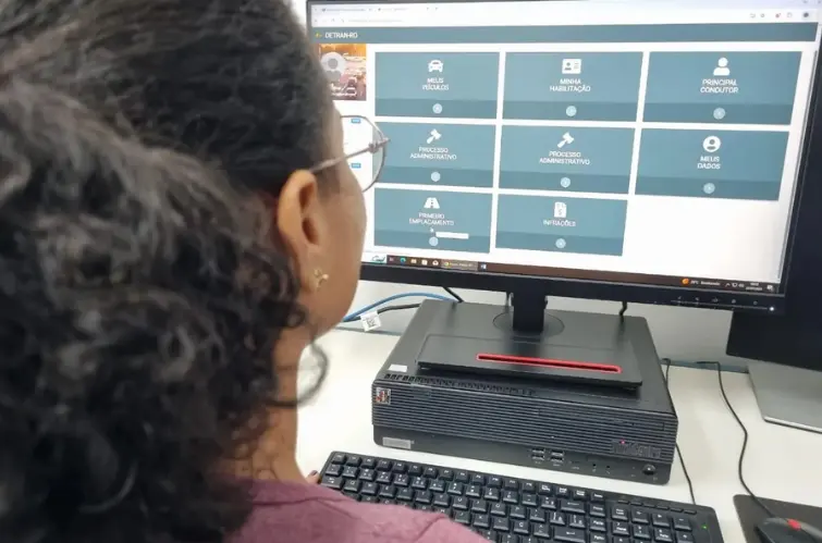 Central de Serviços do Detran RO amplia atendimento digital e reduz necessidade de ida às unidades