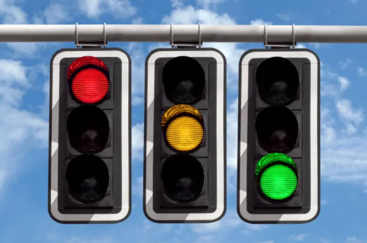 Vilhena abre licitação para instalar semáforos em duas rotatórias da BR-364