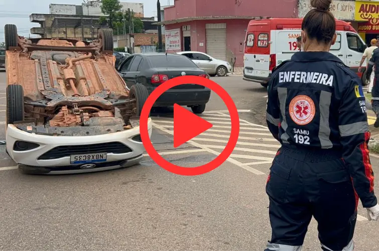 Mulher fica ferida após carro capotar na Avenida 7 de Setembro, em Porto Velho