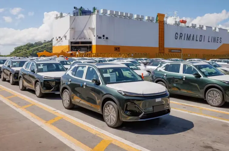 Carros chineses já representam quase metade dos importados vendidos no Brasil em 2026