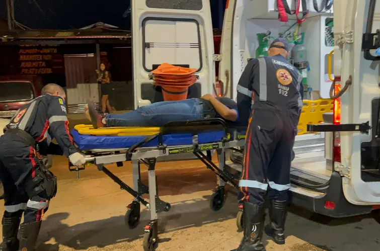 Motociclista fica desacordada após acidente na zona Sul de Porto Velho