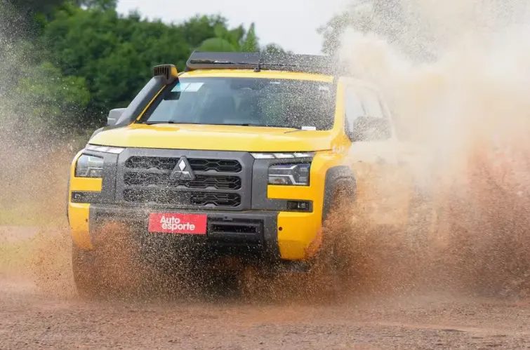 Mitsubishi Triton Savana encara 1.500 km na BR-319 e Transamazônica e prova resistência extrema