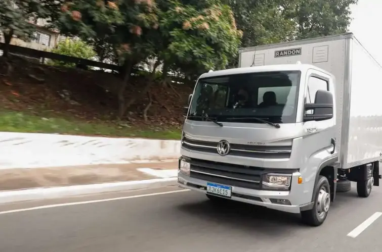 Projeto cria cadastro positivo para motoristas profissionais e prevê benefícios como crédito e seguro mais barato