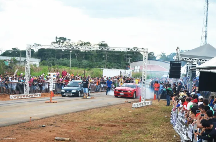 Desafio Rei da Rua promove arrancadão e disputas entre carros preparados em Porto Velho